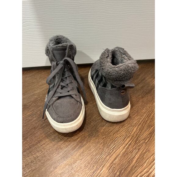 Marc Fisher Fellow Faux Fur High-top Sneakers Size 6.5 - Picture 2 of 9